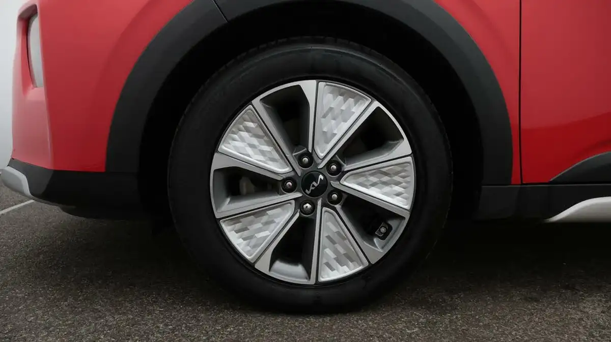 2022-kia-soul-ev-maxx-big-18