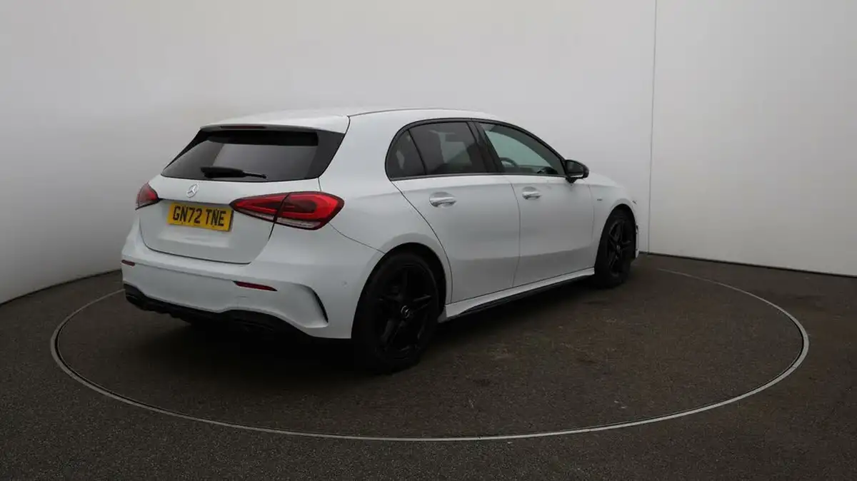 2022-mercedes-benz-a-class-13-a180-amg-line-executive-edition-hatchback-5d-7g-dct-big-7