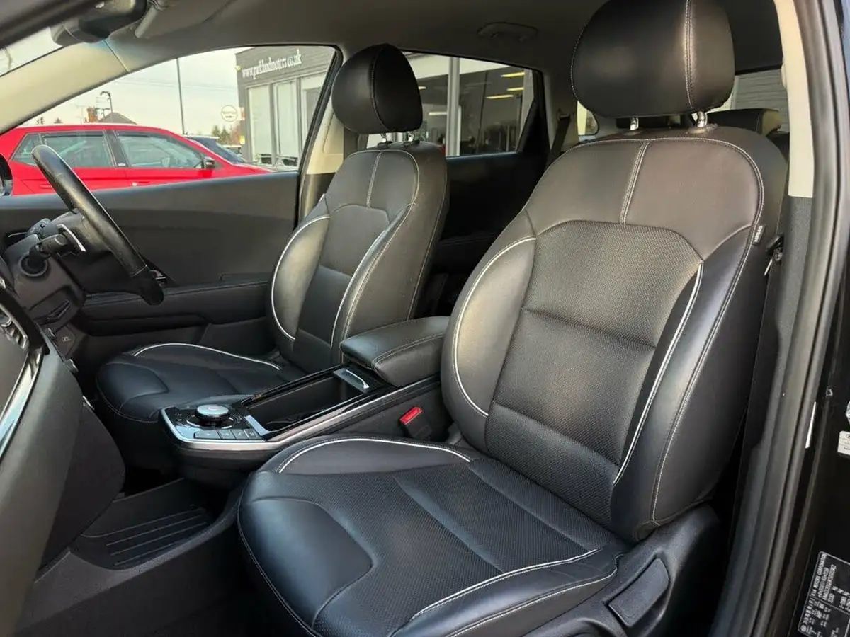 2019-kia-e-niro-ev-first-edition-big-14