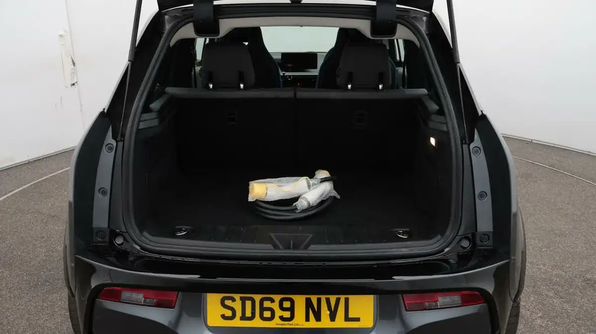 2019-bmw-i3-big-17