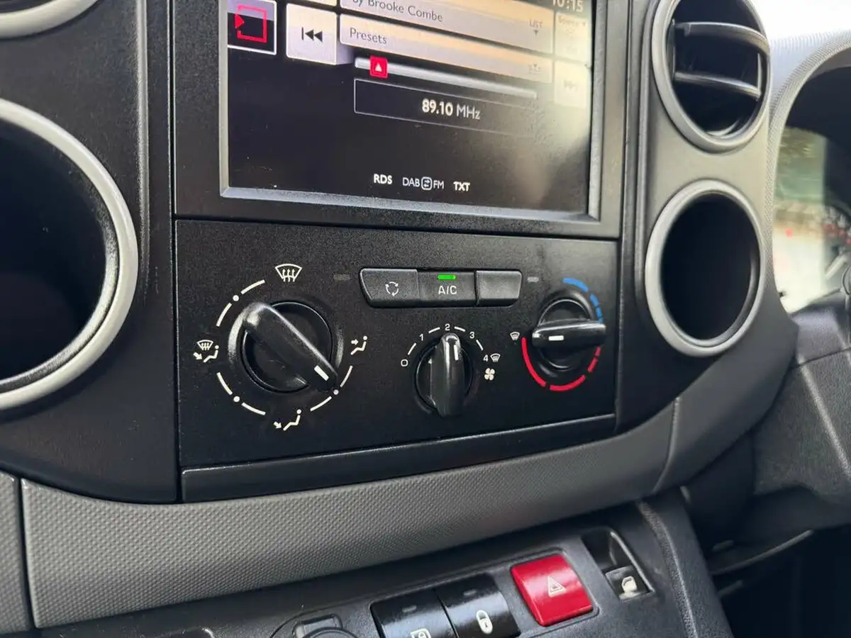 2018-citroen-berlingo-16td-l1625-enterprise-special-edition-panel-big-13