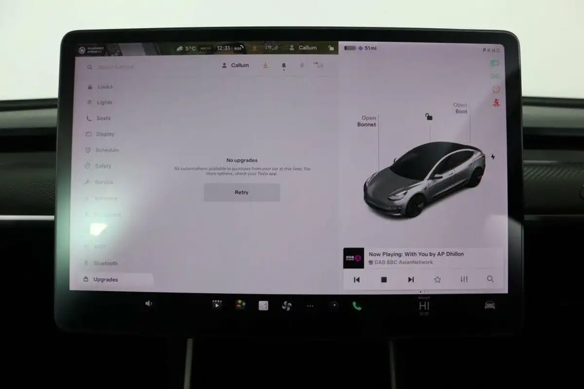 2020-tesla-model-3-e-long-range-big-55
