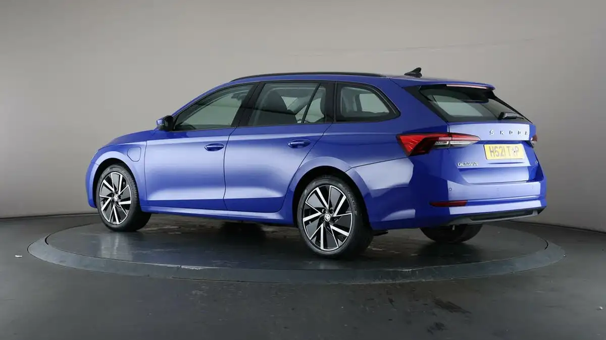 2021-skoda-octavia-14-tsi-se-technology-estate-big-5