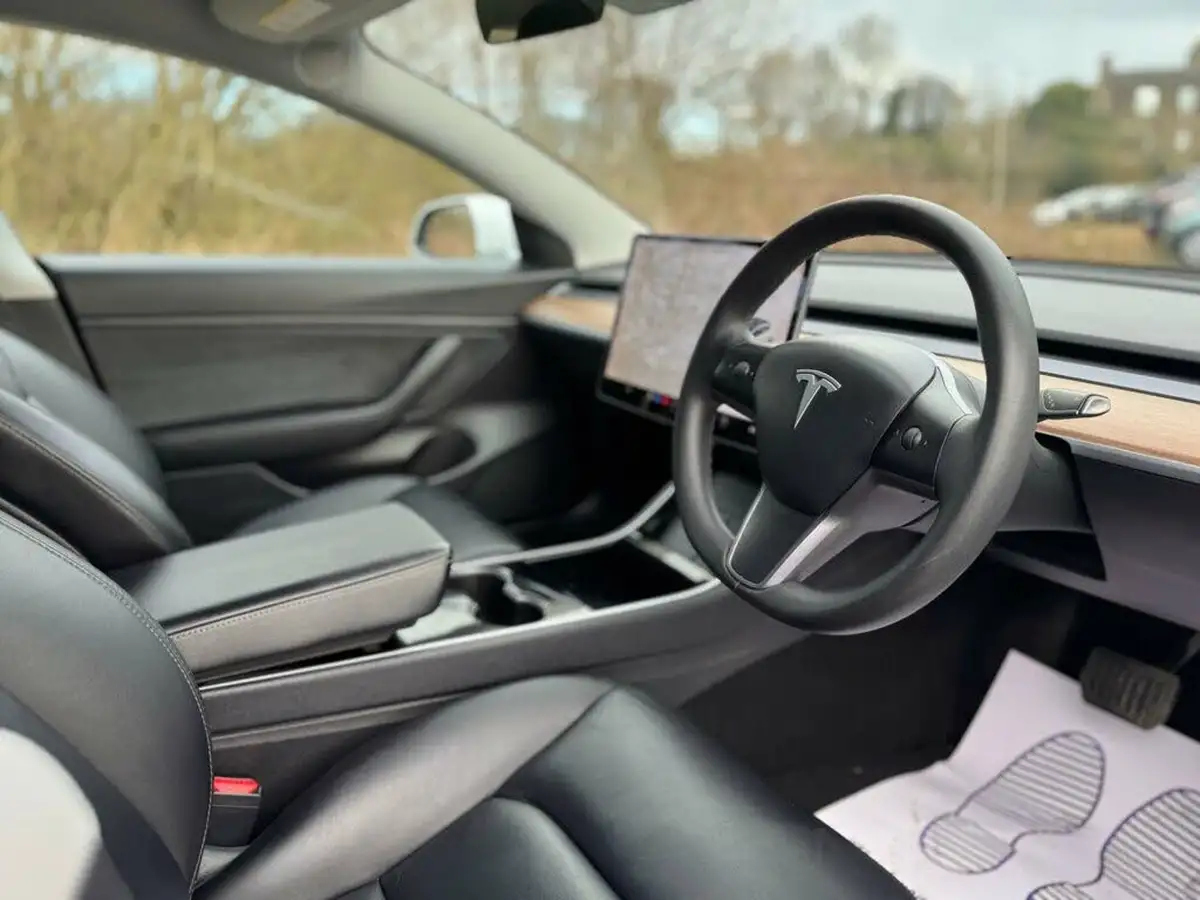2020-tesla-model-3-e-standard-plus-big-9