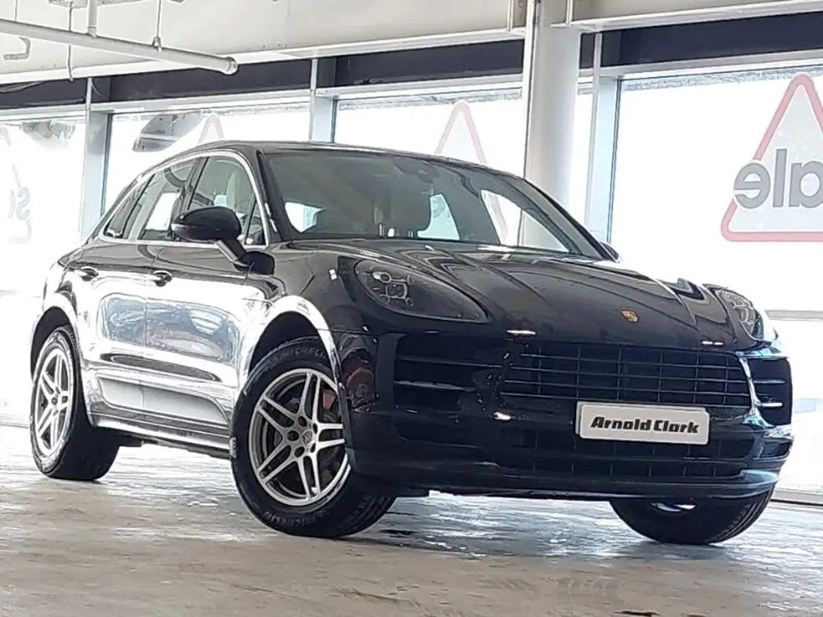 2020-porsche-macan-30-s-big-11