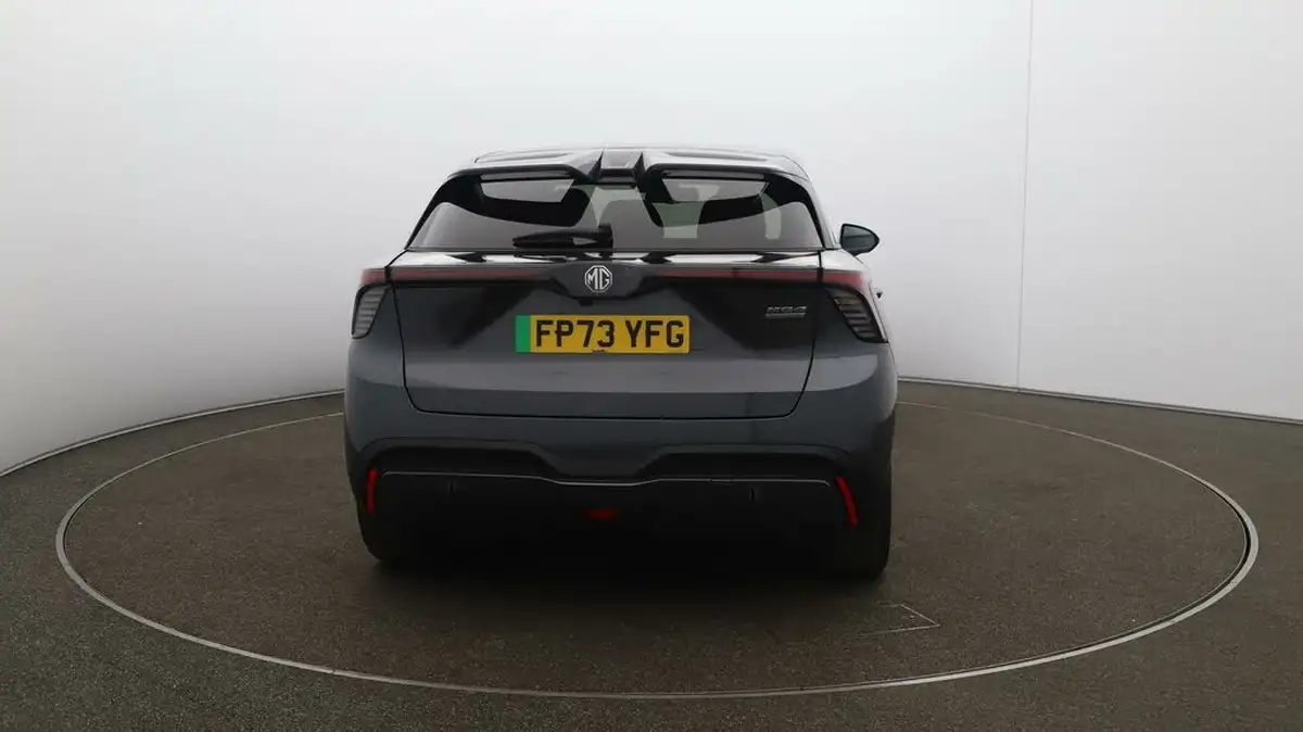 2023-mg-mg4-e-trophy-ev-203ps-long-big-49