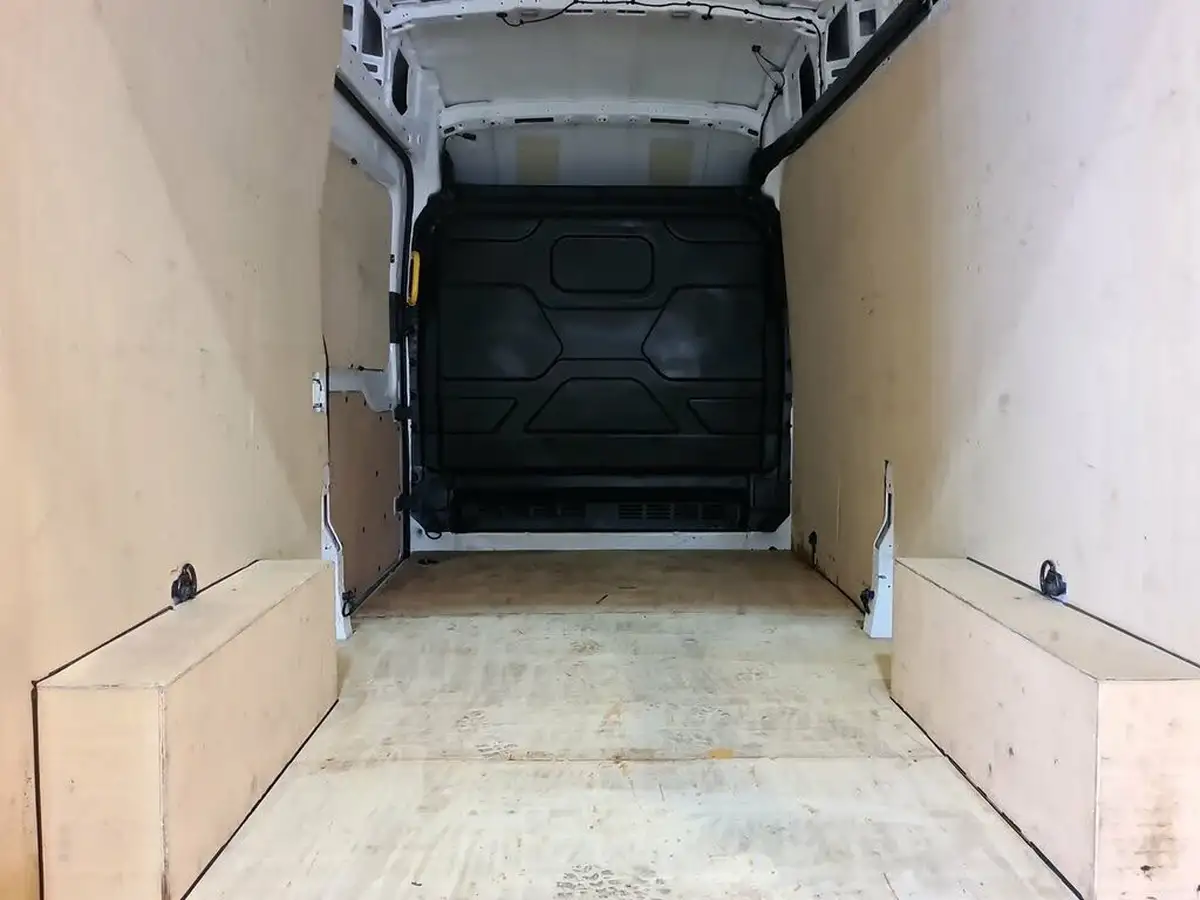 2022-ford-transit-20tdci-350-l3h2-leader-with-ac-chiller-big-6
