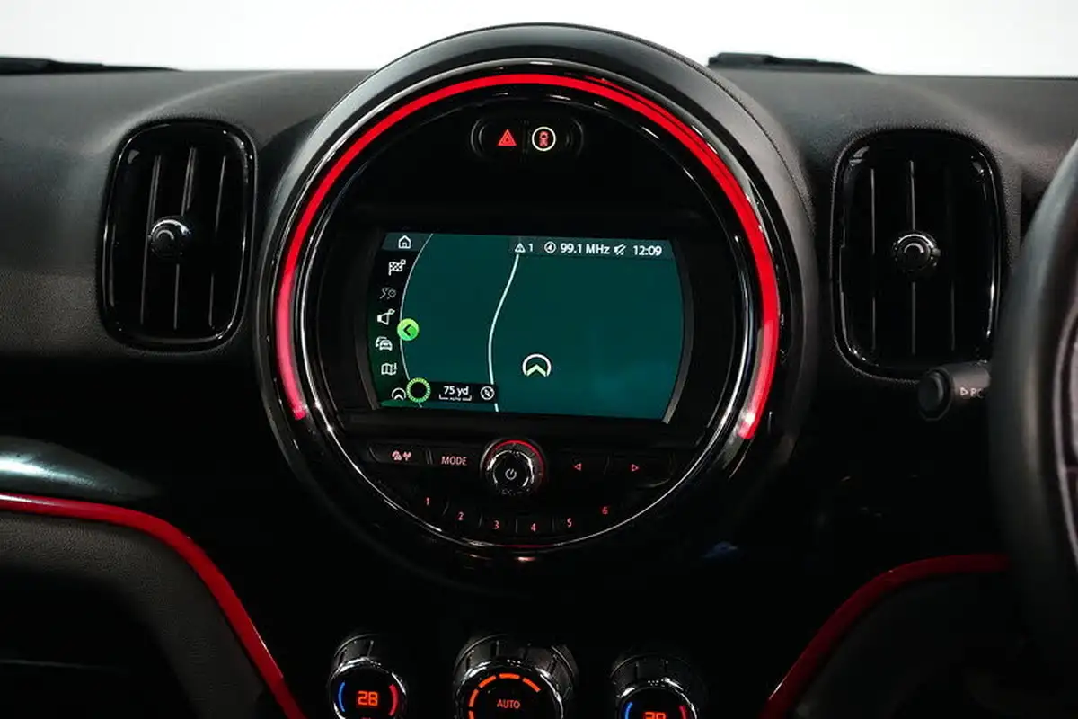 2020-mini-countryman-20-john-cooper-works-big-44