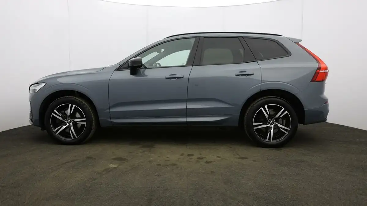 2021-volvo-xc60-20td-b4-r-design-awd-big-3