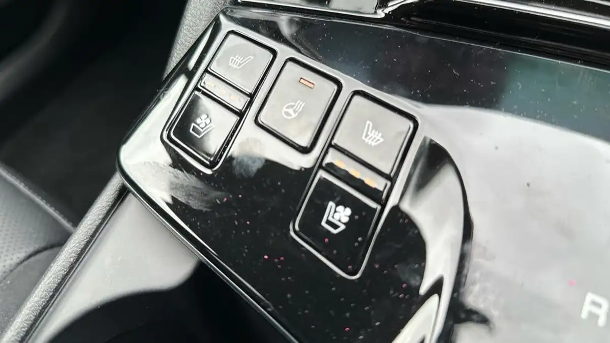 2025-kia-sportage-16-t-gdi-gt-line-s-207bhp-hev-auto-big-23