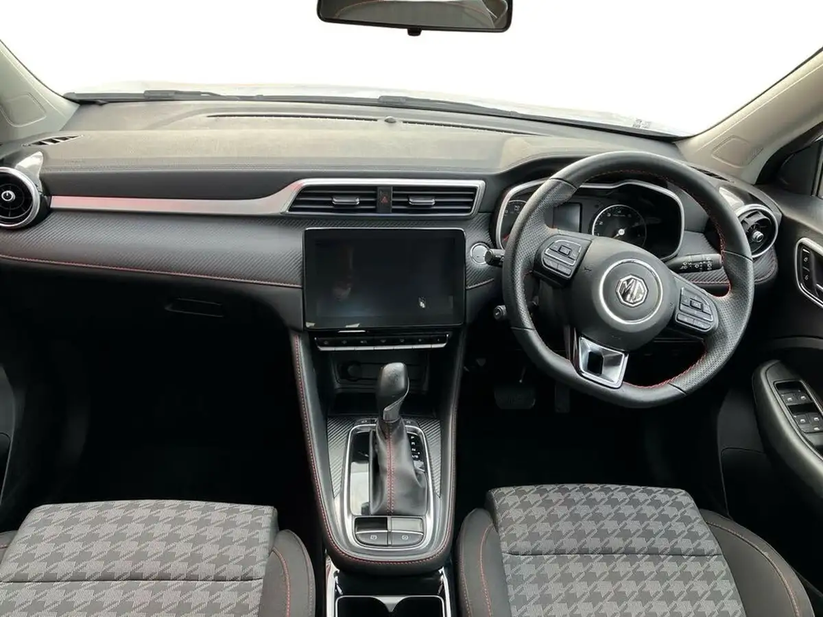 2023-mg-zs-suv-10t-gdi-excite-big-9