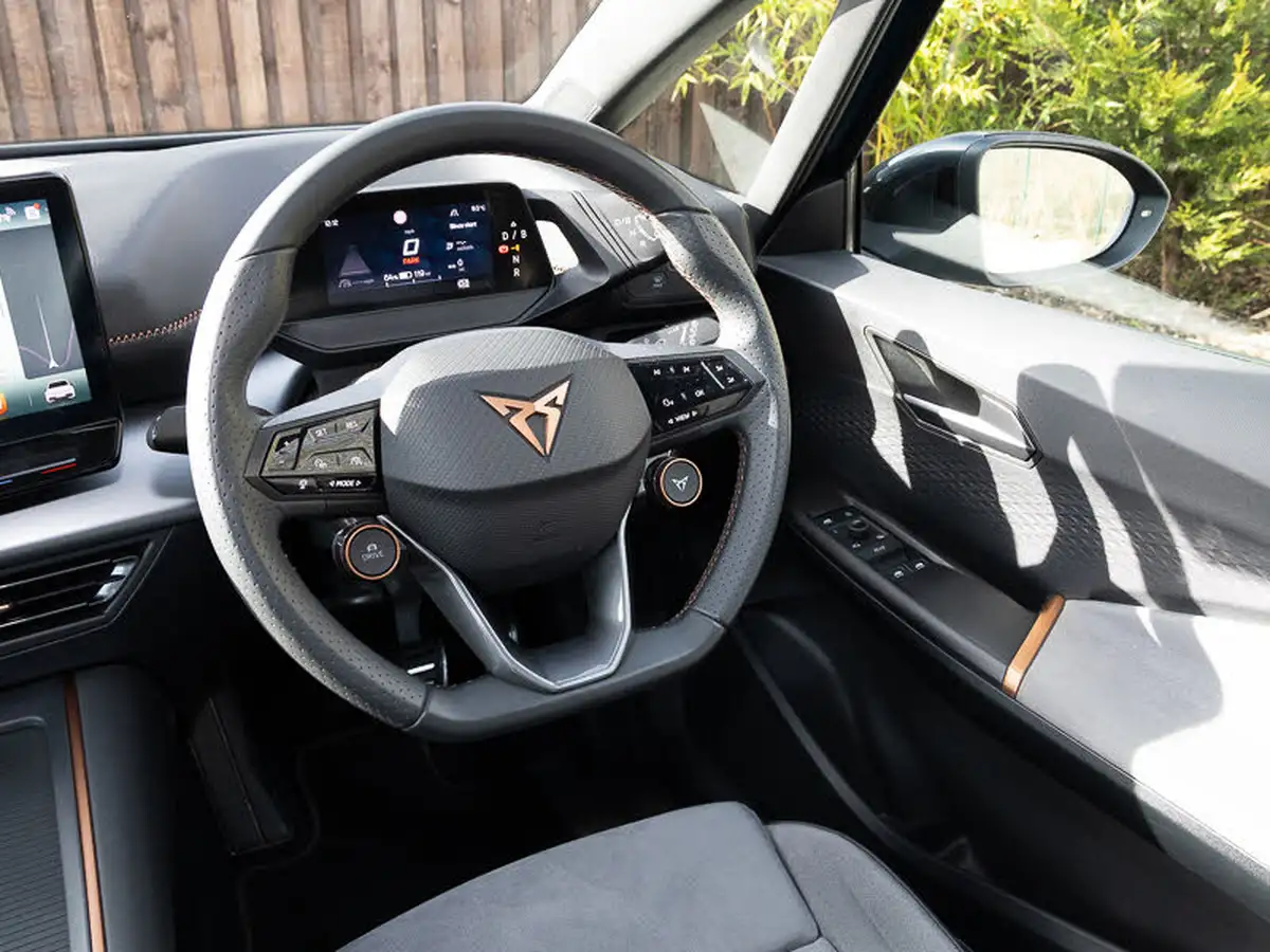 2023-cupra-born-e-v3-230ps-77kwh-e-boost-big-10