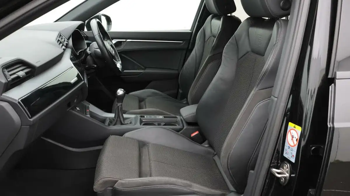 2021-audi-q3-15-35-tfsi-black-edition-cod-station-wagon-big-14
