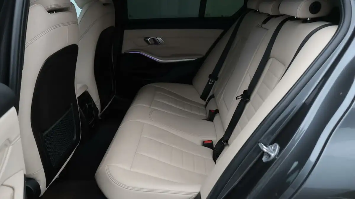 2021-bmw-3-series-20-320i-xdrive-m-sport-big-16