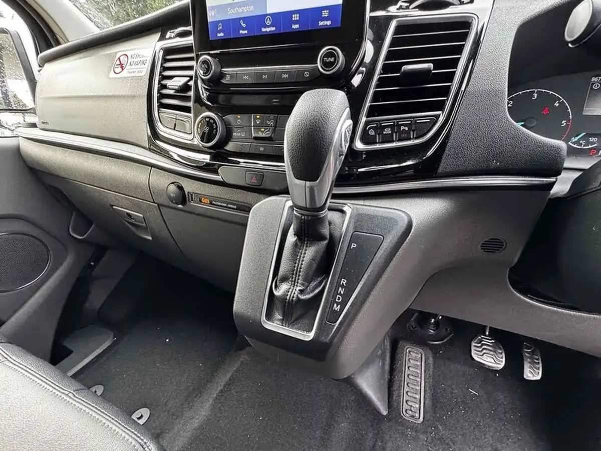 2023-ford-tourneo-custom-20tdci-320-l1-zetec-130pseu6dt-bus-8-seats-1997cc-auto-big-40