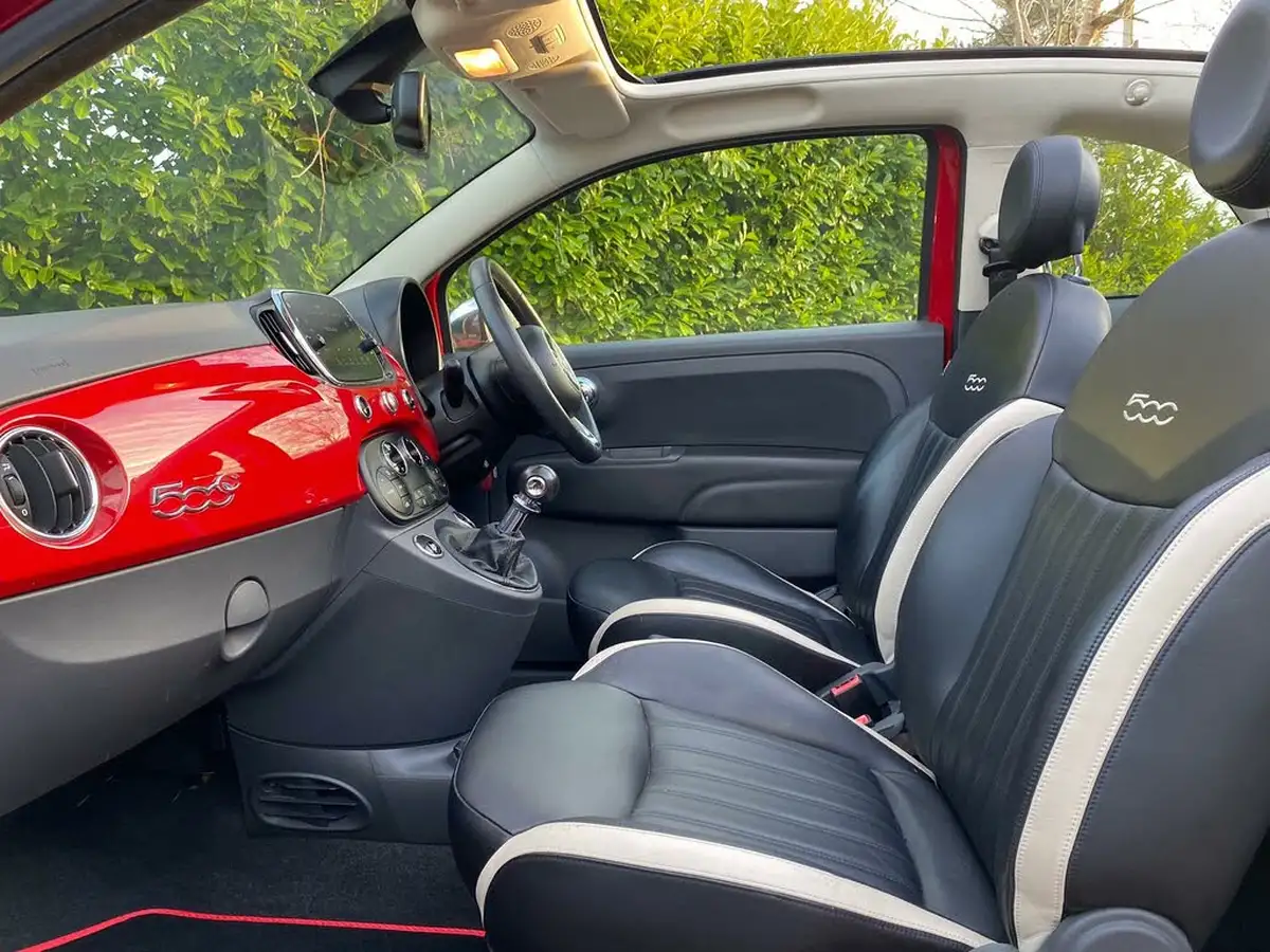 2016-fiat-500c-09-lounge-105bhp-big-62