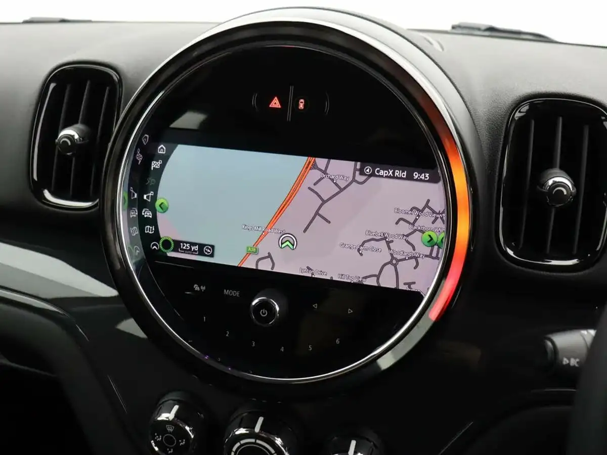 2020-mini-countryman-15-cooper-classic-comfort-big-29