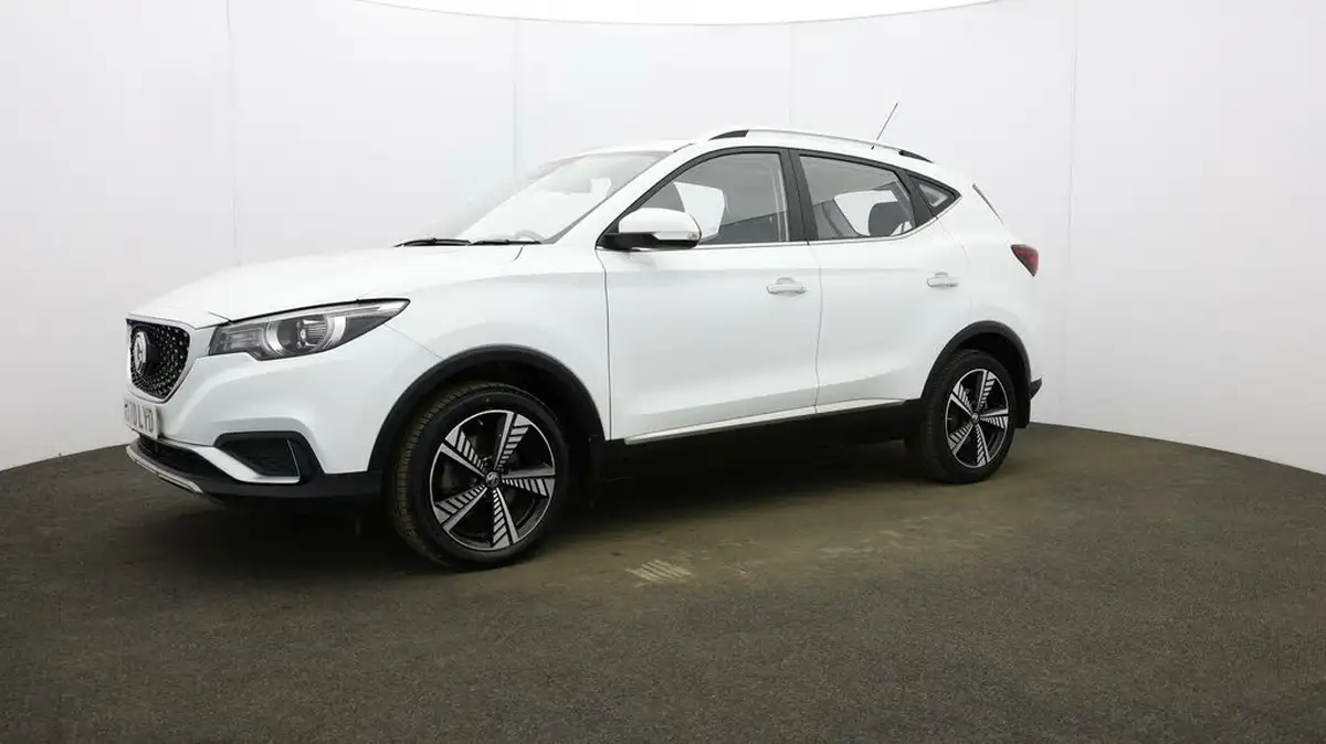 2020-mg-zs-suv-e-exclusive-ev-big-34