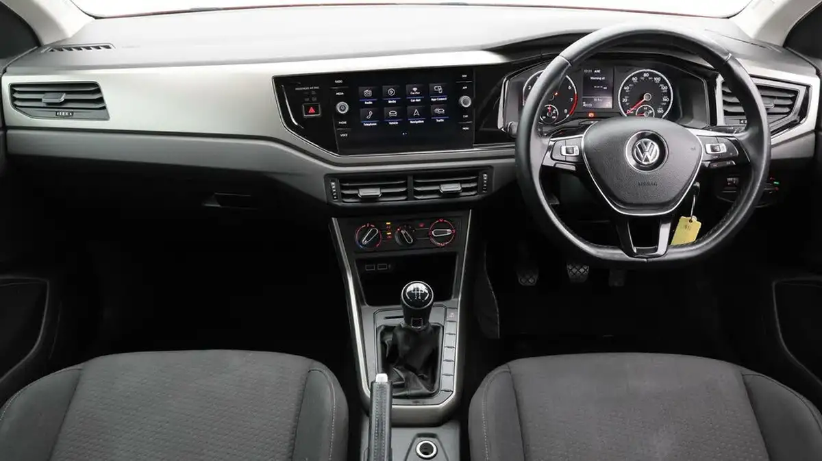 2019-volkswagen-polo-10-tsi-se-tech-edition-big-13