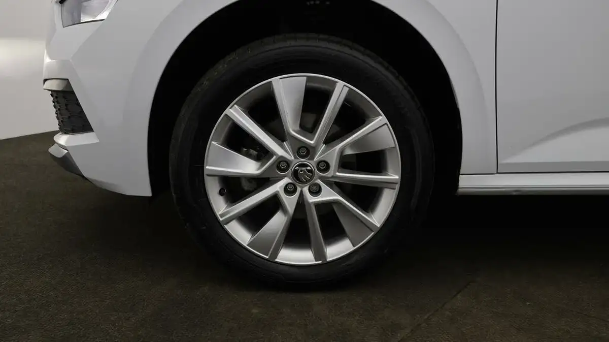 2022-skoda-kamiq-10-tsi-se-drive-95ps-big-17