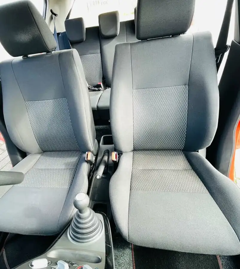2013-suzuki-splash-12-sz3-big-20
