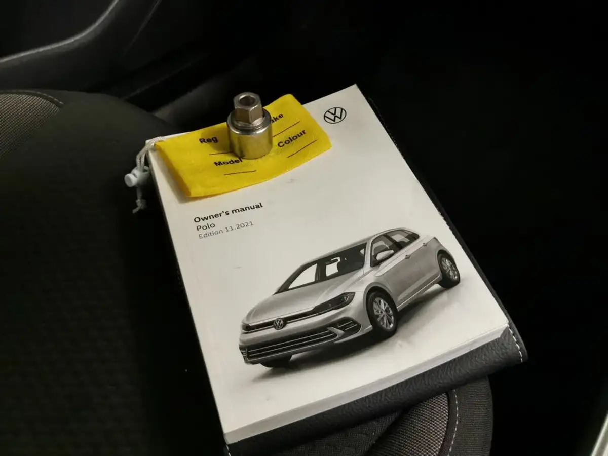 2022-volkswagen-polo-10-tsi-life-big-38