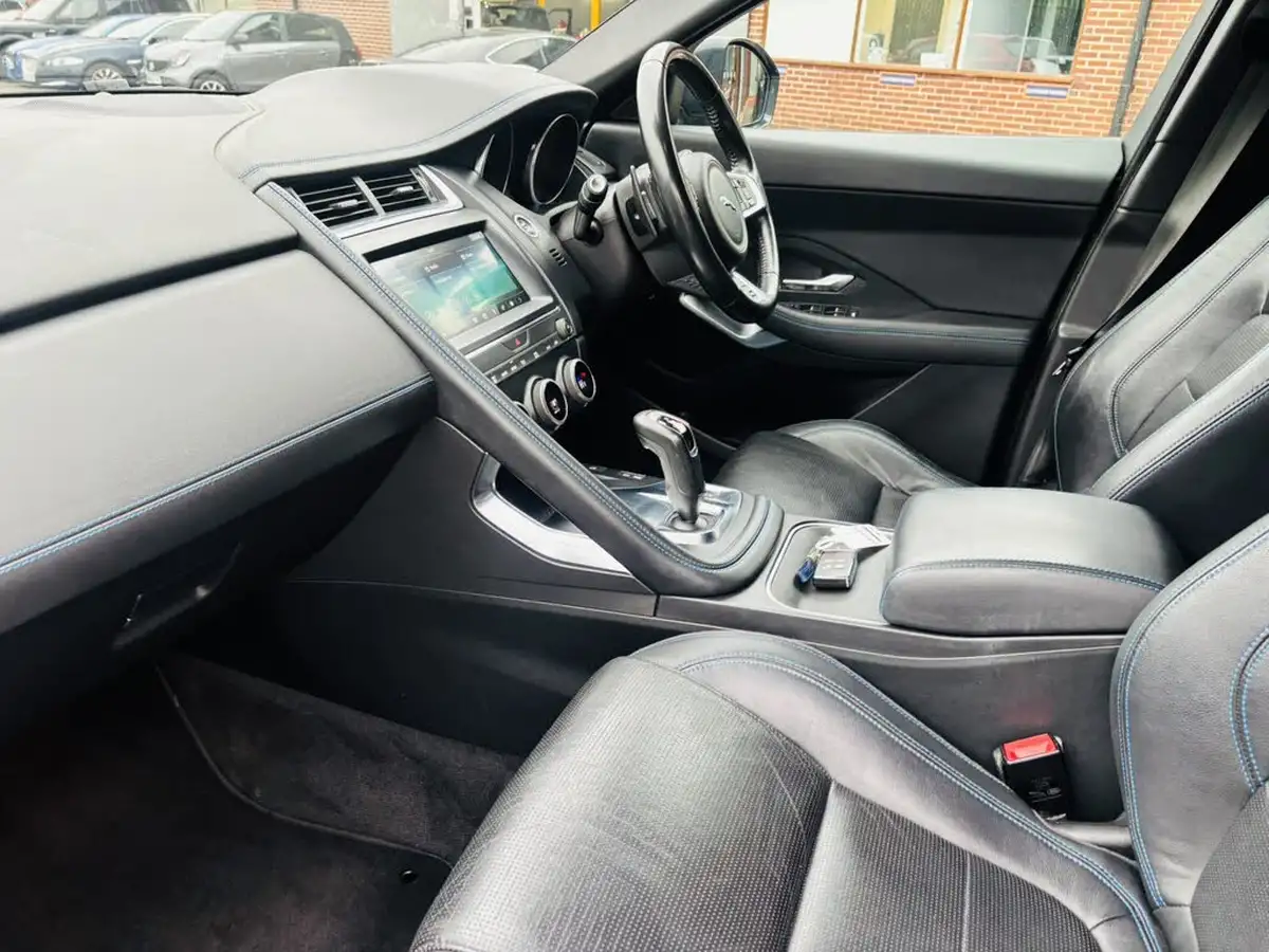 2018-jaguar-e-pace-20-i4d-r-dynamic-s-180ps-awd-ss-auto-big-19