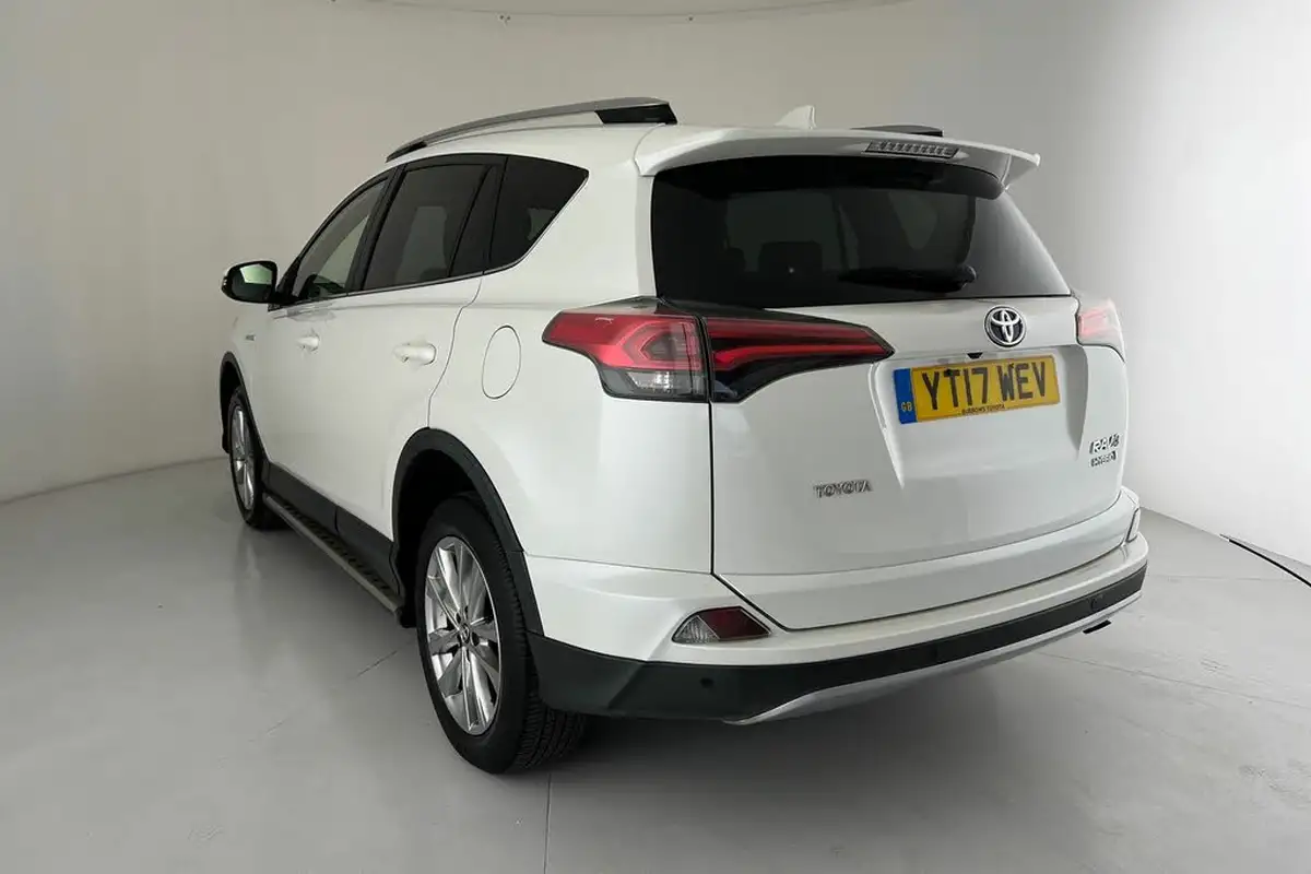 2017-toyota-rav4-25-vvt-i-excel-awd-tss-navi-big-22