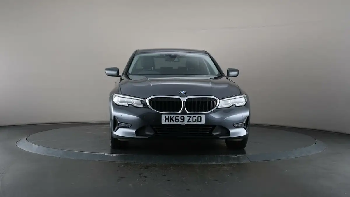 2019-bmw-3-series-20td-320d-se-190bhp-saloon-4d-sport-auto-big-43