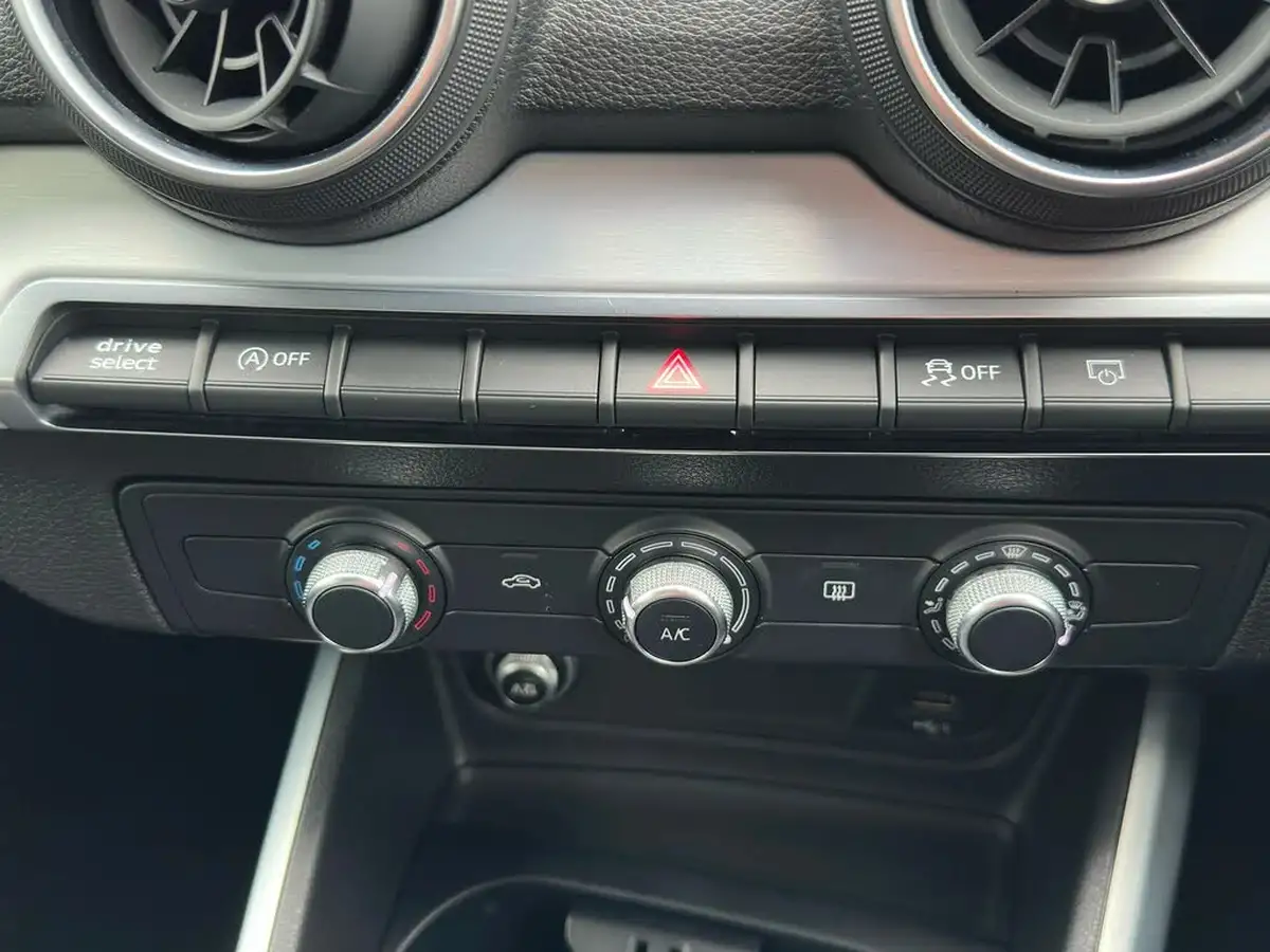 2019-audi-q2-16-30-tdi-sport-big-9
