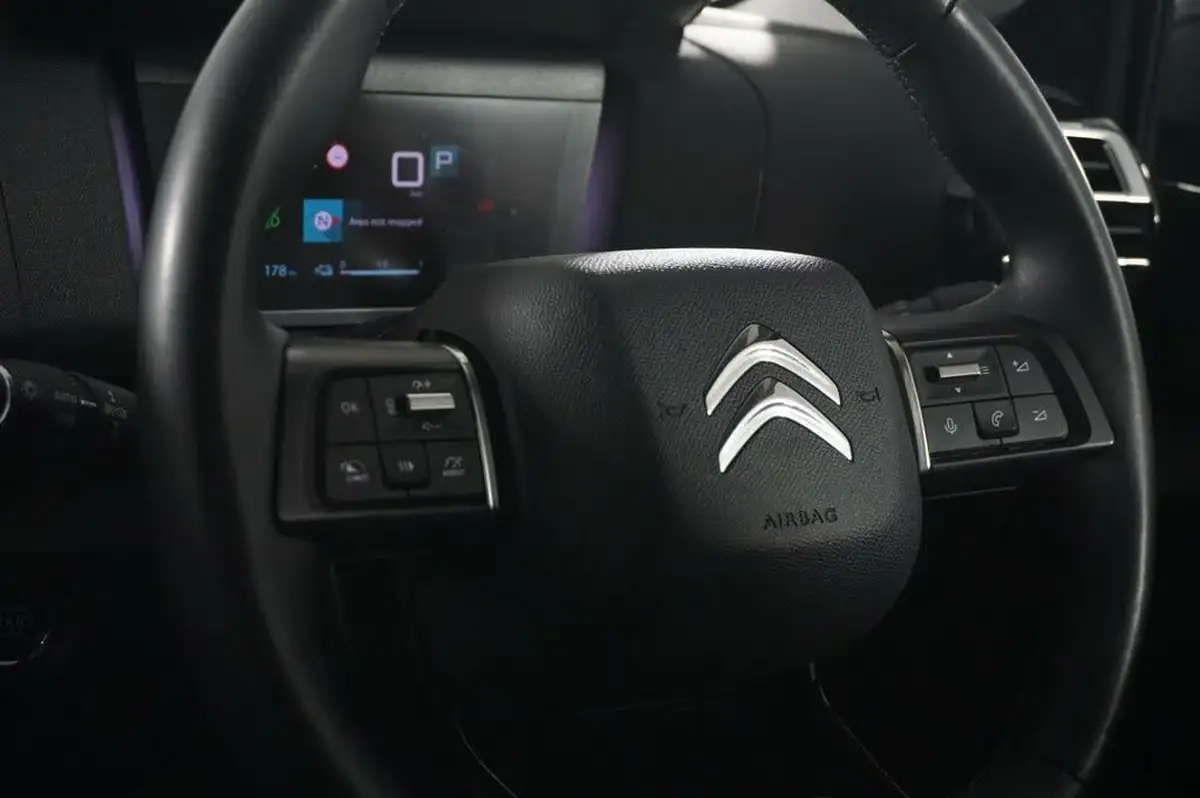 2021-citroen-c4-e-shine-plus-big-15