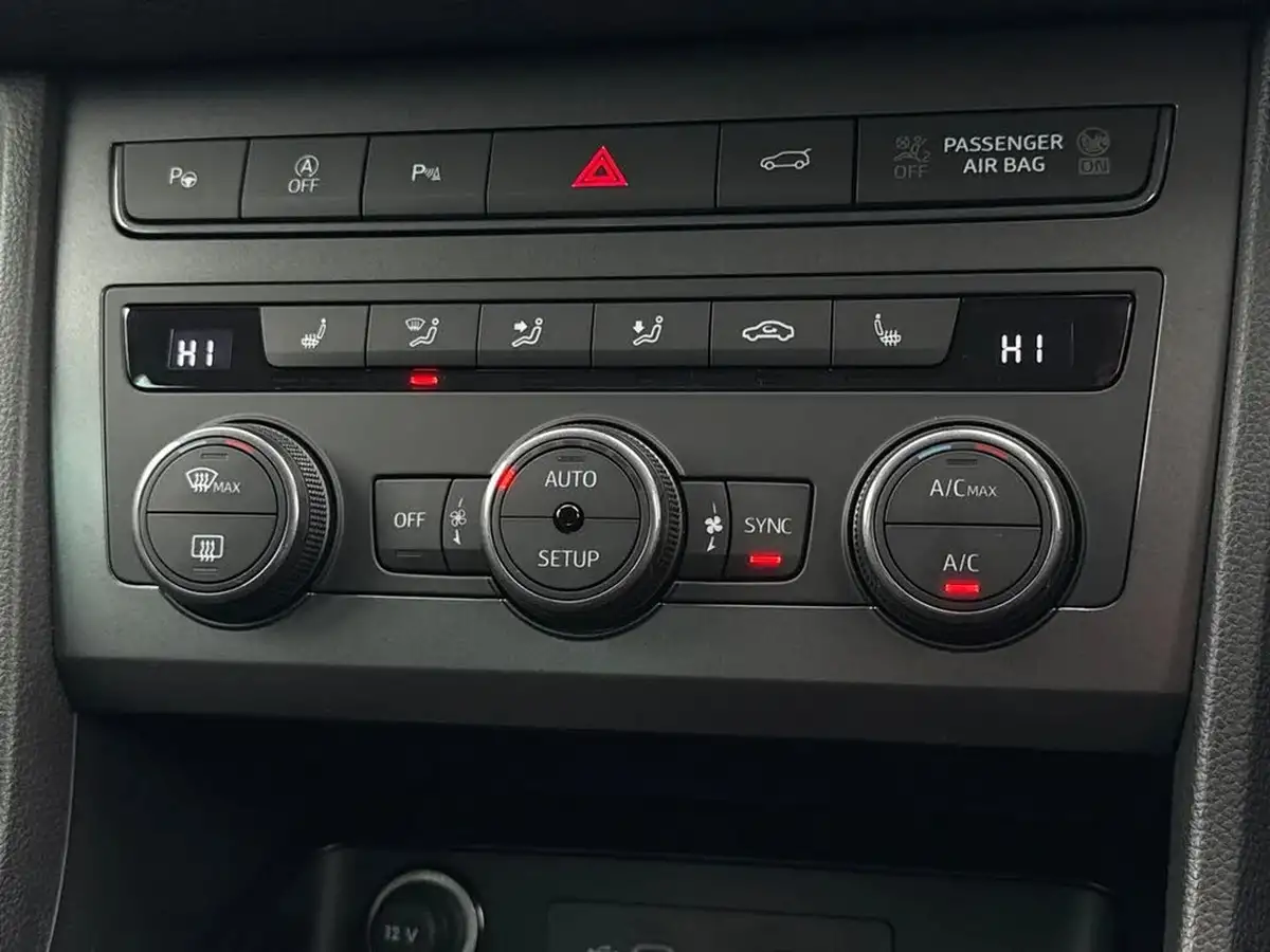 2024-cupra-ateca-15-ecotsi-v2-big-18