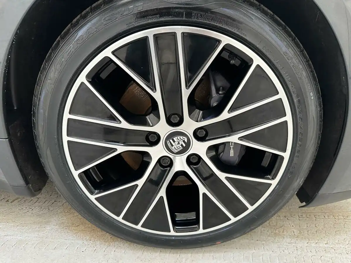 2021-porsche-taycan-e-base-476ps-performance-battery-plus-big-35