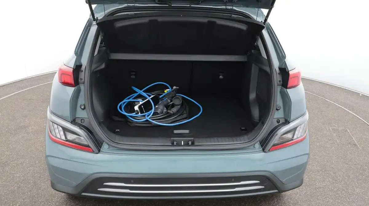 2022-hyundai-kona-e-premium-204ps-64kwh-7kw-obc-big-17