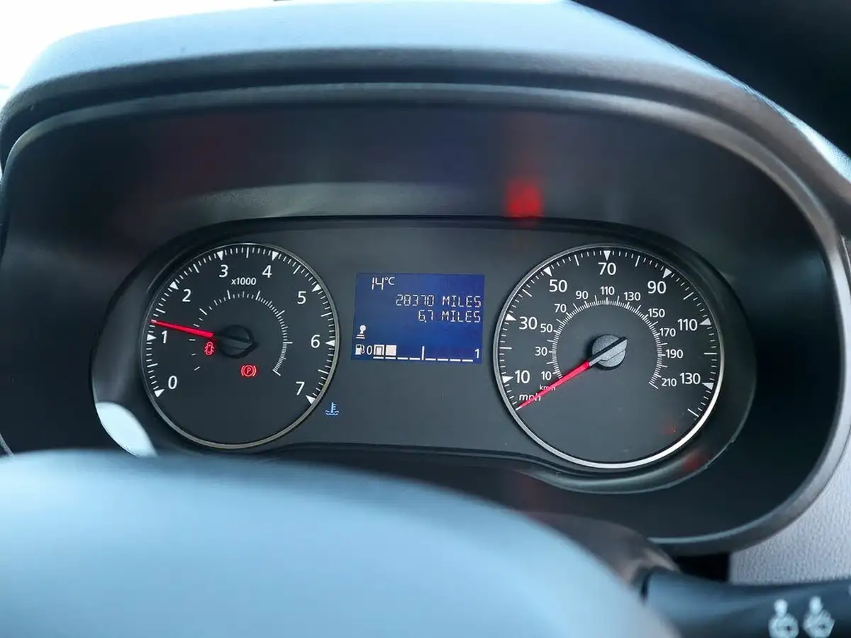 2019-dacia-duster-16-sce-essential-big-6