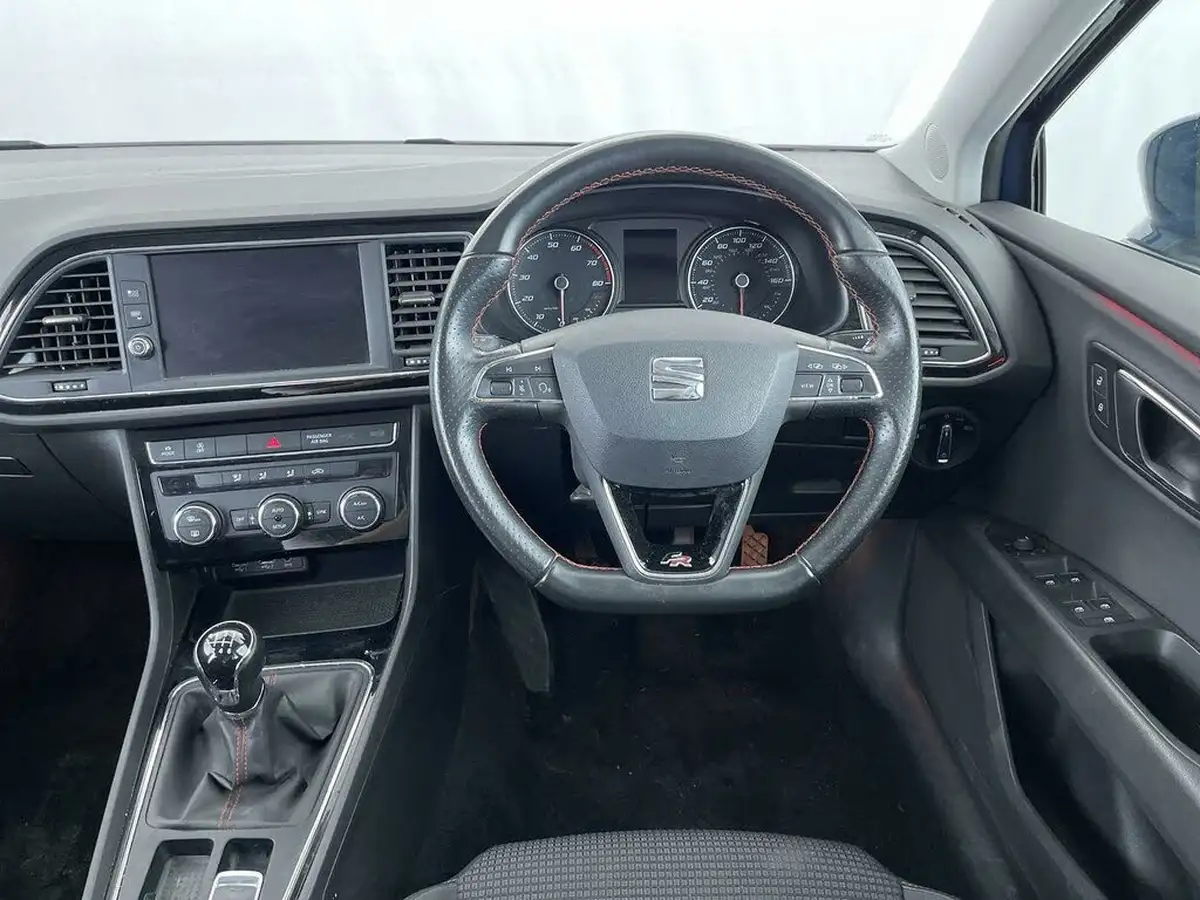 2018-seat-leon-14-tsi-fr-technology-hatchback-5d-big-33