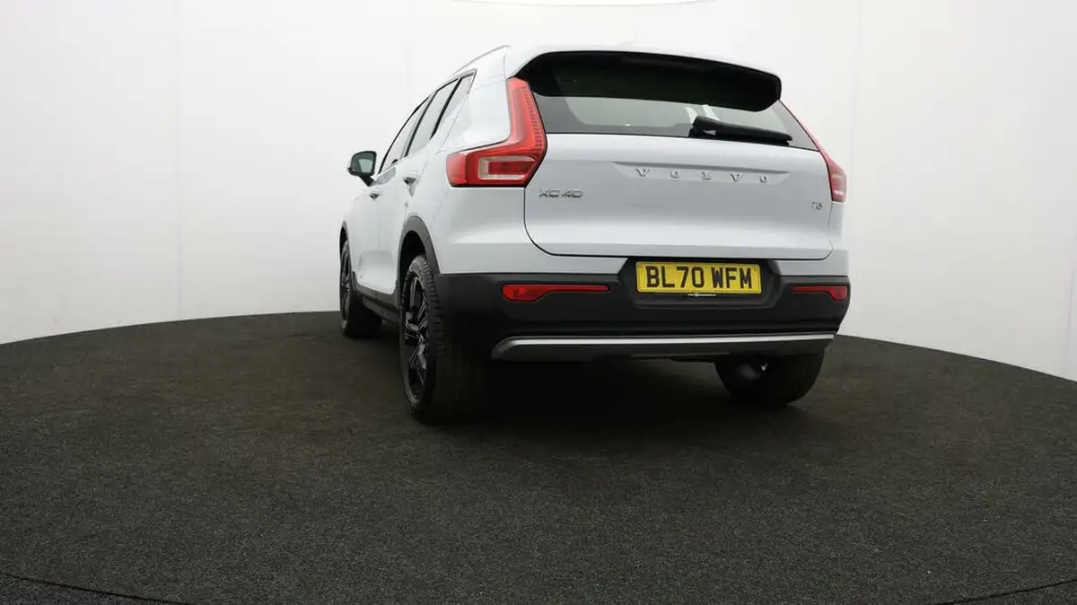2021-volvo-xc40-15-t3-inscription-pro-163bhp-big-24