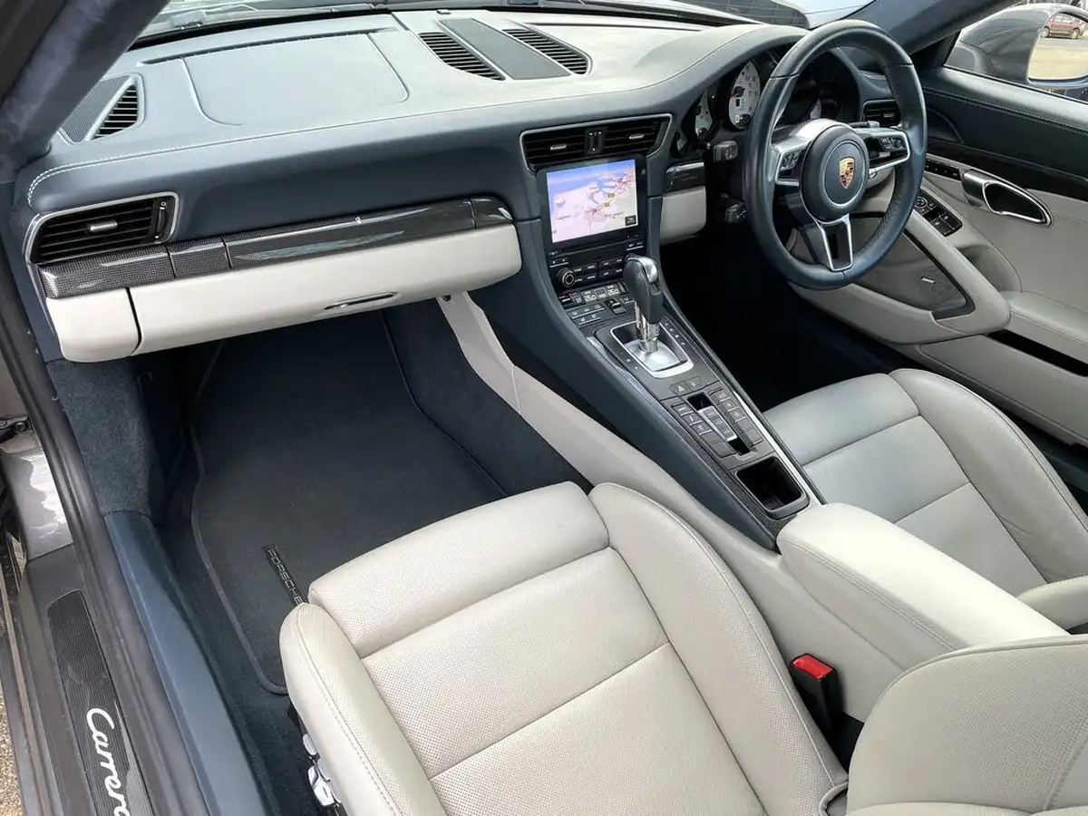 2018-porsche-911-30-carrera-s-420bhp-coupe-pdk-big-26