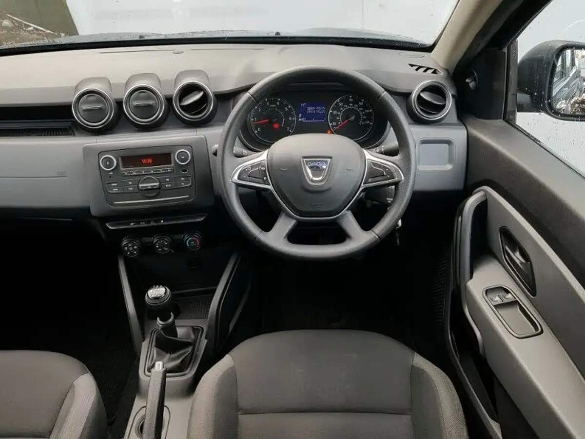 2019-dacia-duster-16-sce-essential-big-6