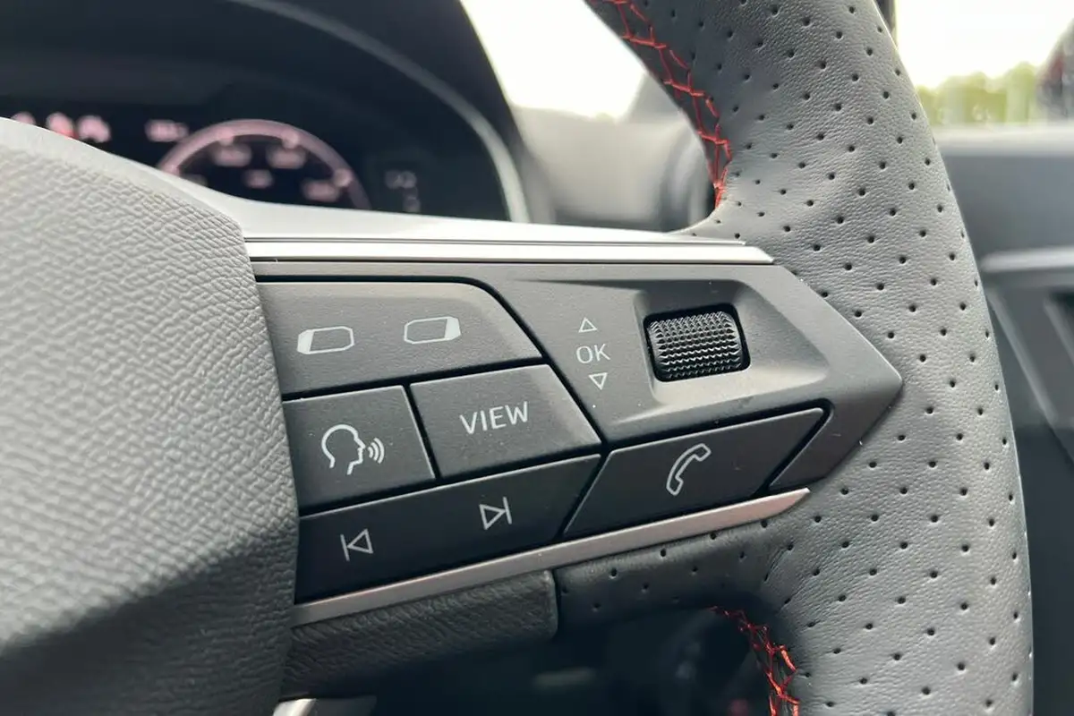 2024-seat-ibiza-10-tsi-anniversary-limited-edition-95ps-big-23