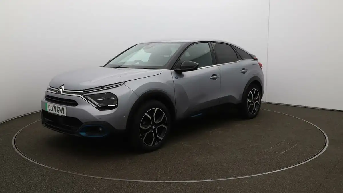 2022-citroen-c4-e-shine-big-66