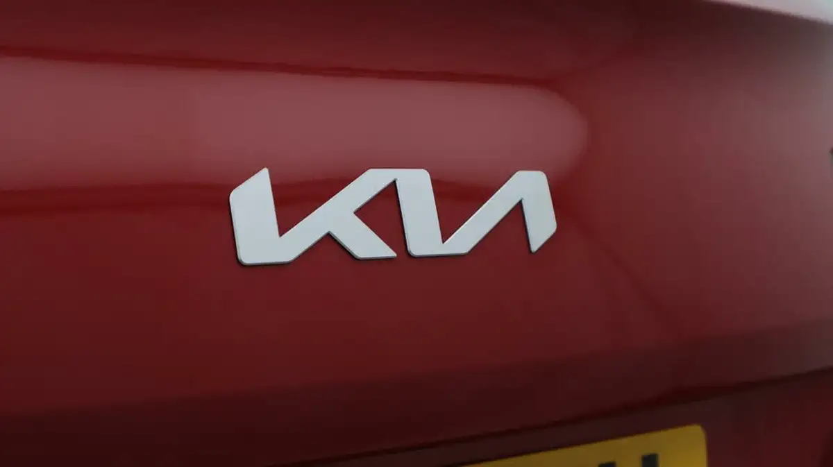 2023-kia-xceed-15-t-gdi-3-158bhp-big-21