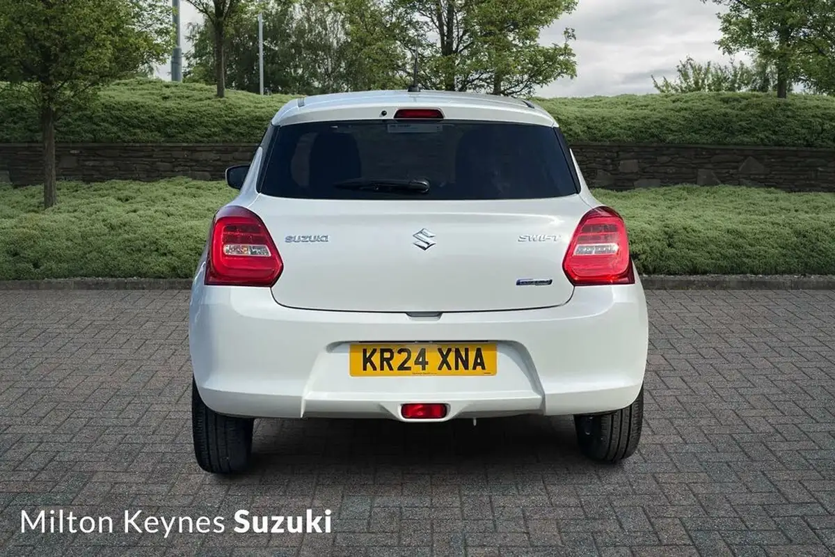 2024-suzuki-swift-12-dualjet-sz-l-big-4