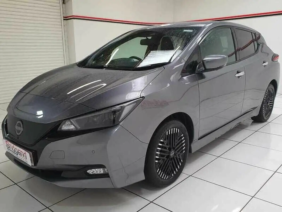 2022-nissan-leaf-e-tekna-39kwh-big-2