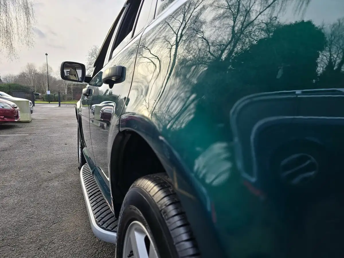 2011-land-rover-freelander-2-32-4x4-big-64