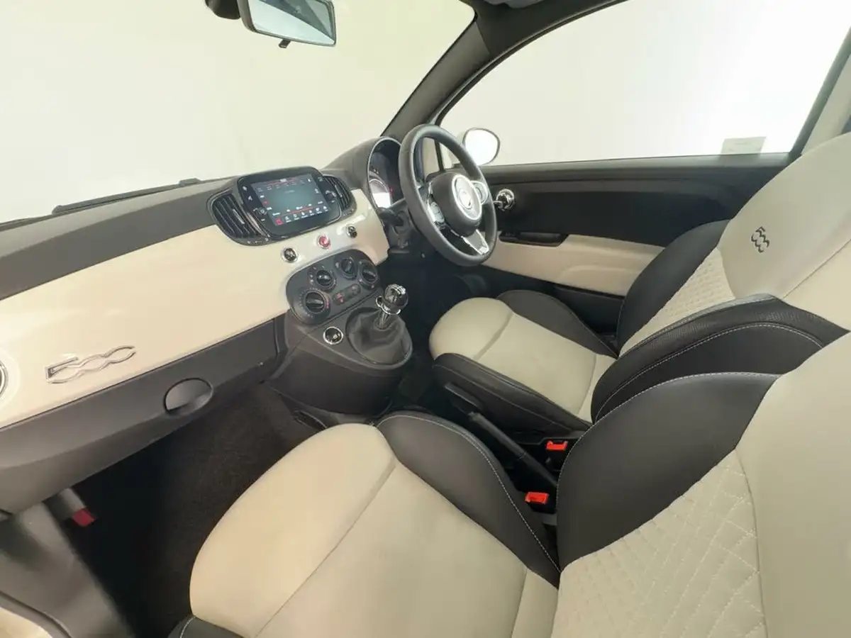 2022-fiat-500-10-dolcevita-big-8