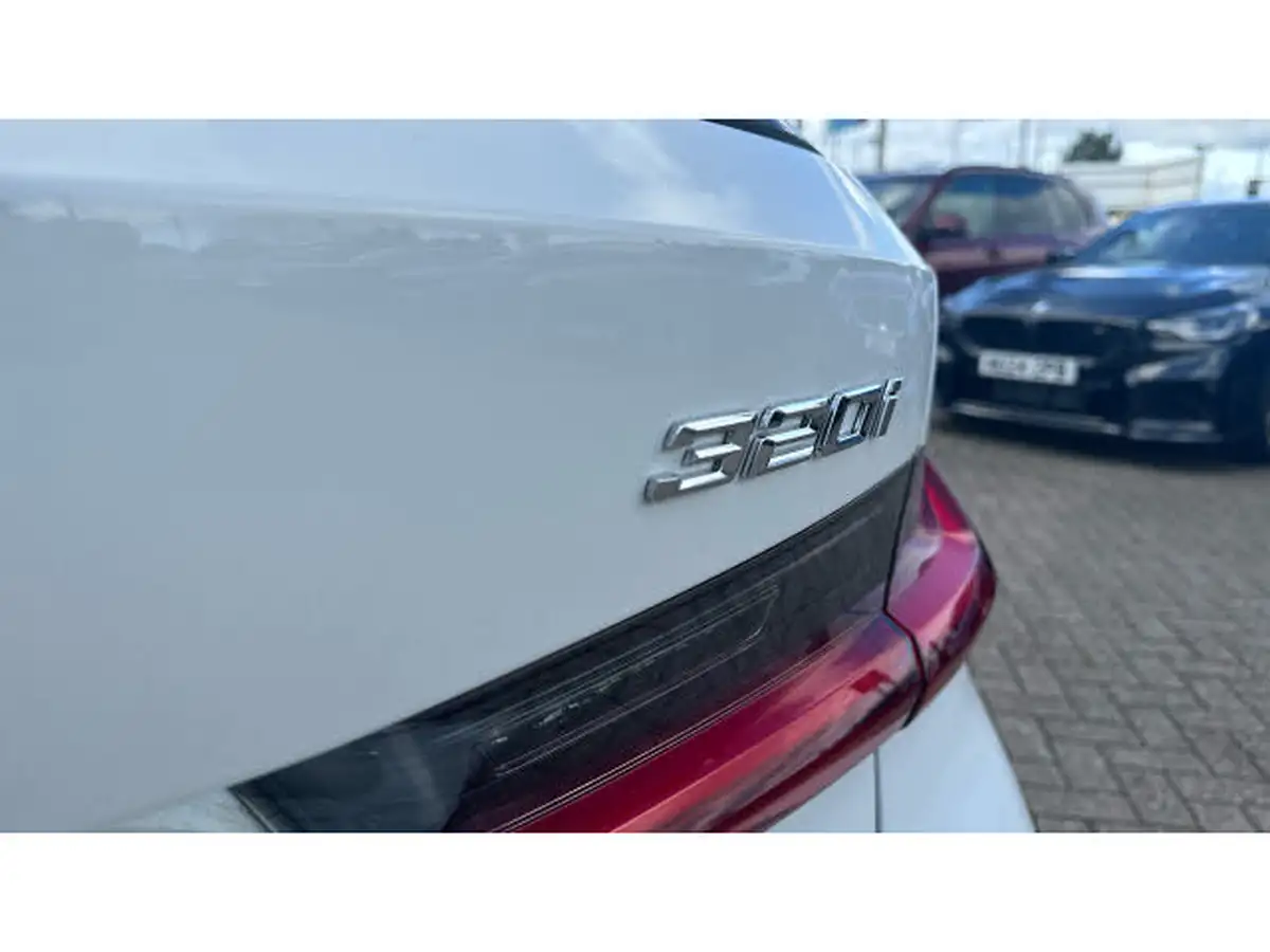 2024-bmw-3-series-20-320i-m-sport-touring-5d-big-29