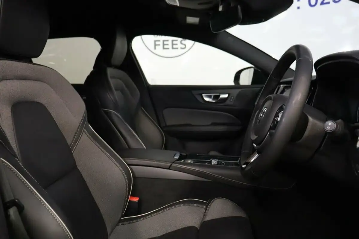 2021-volvo-v60-20-t6-r-design-350bhp-plug-in-hybrid-big-24