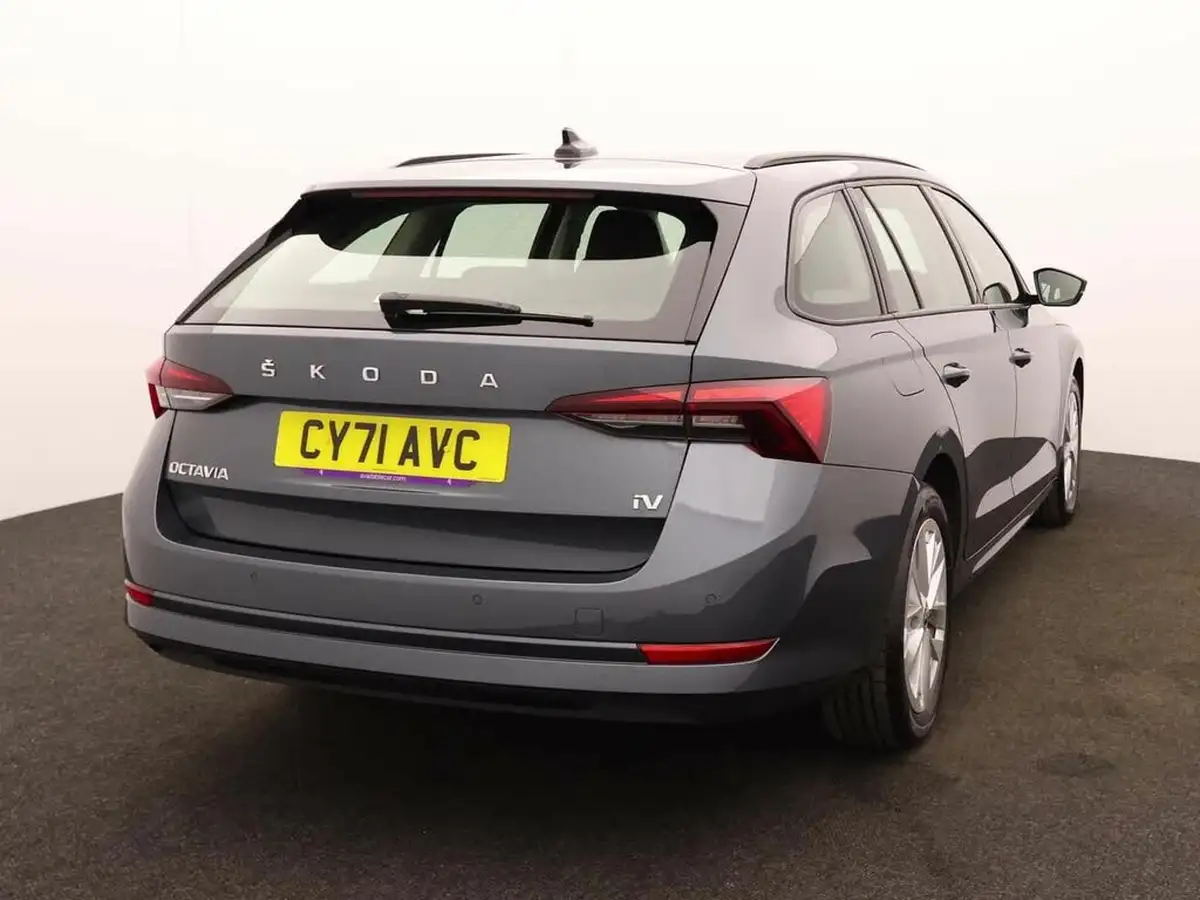 2021-skoda-octavia-14-tsi-se-technology-estate-big-5