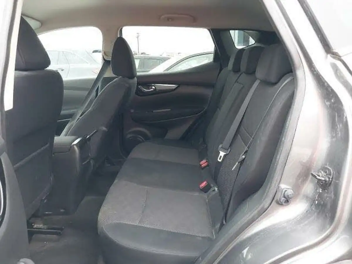 2017-nissan-qashqai-12-dig-t-n-vision-18in-xtronic-cvt-big-23